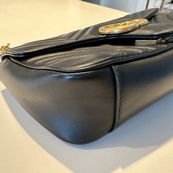 Gucci GG Marmont small shoulder bag Like new - Black Leather - Picture 11 of 15